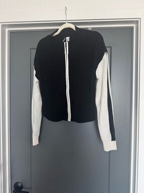 H&M Black Zip-Up Ribbed Sweater with White Trim